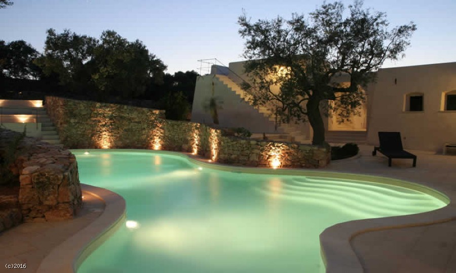 Villa in affitto con piscina 